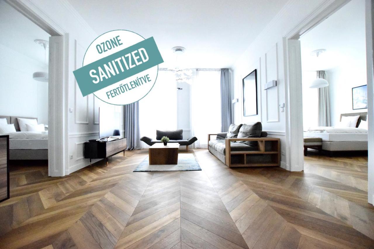 Luxury Apartment By Hi5 - Szervita Suite Budapeste Exterior foto
